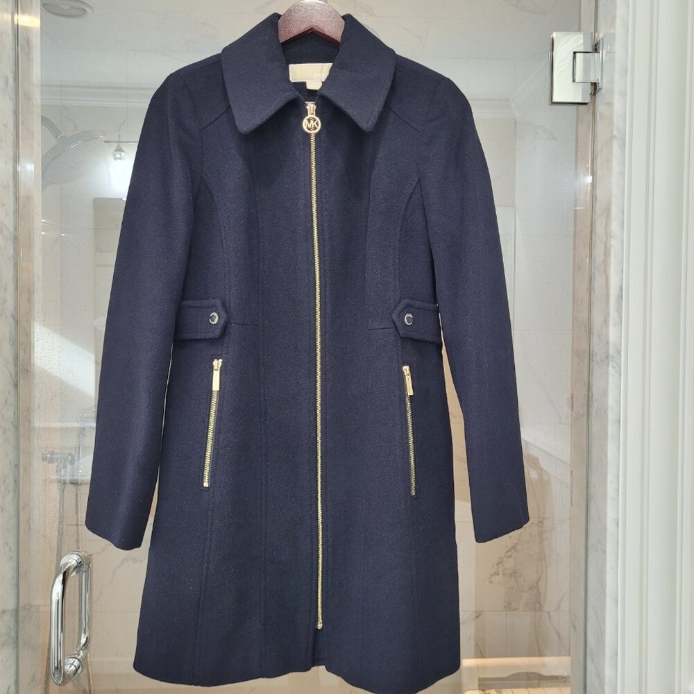 Like New Michael Kors Wool Coat. Zip-Front Closure. Two Pockets. Midnight. XS. - Picture 14 of 16